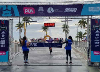 Médicos orientam sobre saúde respiratória na corrida “Violeta Run”