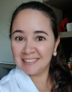 ADRIANA VELOZO GONÇALVES